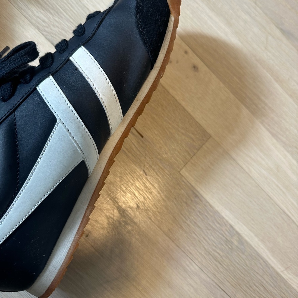 Gola Black and White Sneakers with Gum Rubber Soles. Excellent Condition - Picture 3 of 3